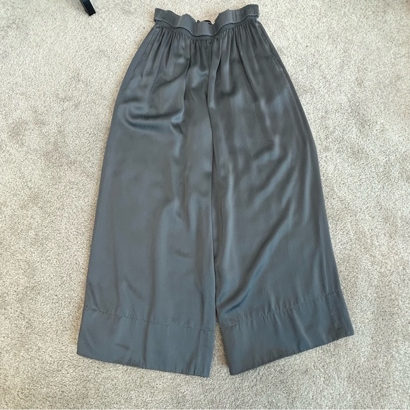THEORY Womens Gray Silk Smocked Gathered Pull-on Culottes Sz S - Picture 4 of 12